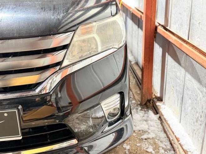 セレナ2.0 ハイウェイスター 4WD　防錆塗装4WDTVナビBカメETC夏冬タイヤ 2000