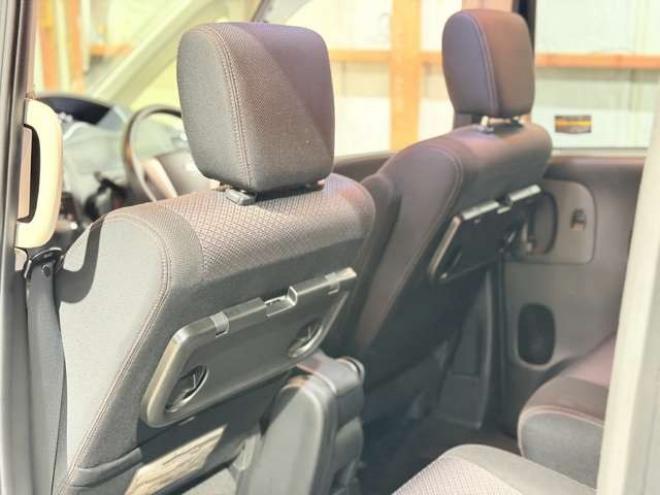 セレナ2.0 ハイウェイスター 4WD　防錆塗装4WDTVナビBカメETC夏冬タイヤ 2000