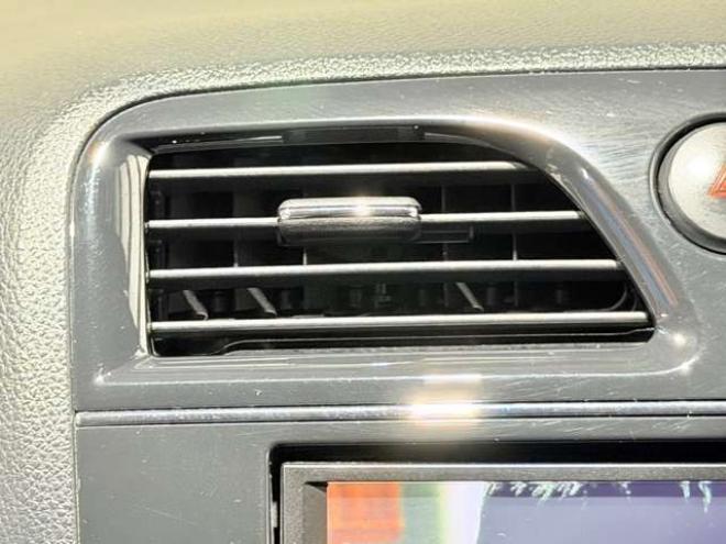 セレナ2.0 ハイウェイスター 4WD　防錆塗装4WDTVナビBカメETC夏冬タイヤ 2000