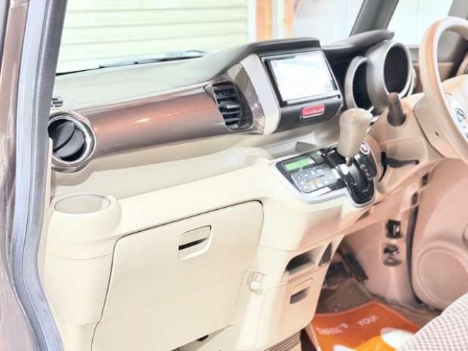 N-BOX+G Lパッケージ 4WD　防錆塗装4WDTVナビBカメ 660
