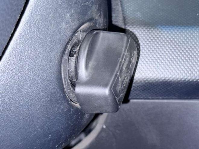 フリードスパイクハイブリッド1.5 ジャストセレクション　下廻防錆TVナビBカメETC 2WD 1500