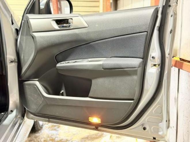 エクシーガ2.0 GT 4WD　防錆塗装4WDムーンルーフスマキーCDエンスタ 2000