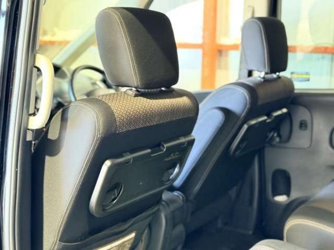 セレナ2.0 ハイウェイスター 4WD　防錆塗装4WDスマキーエンスタ 2000