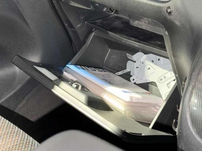 セレナ2.0 ハイウェイスター 4WD　防錆塗装4WDスマキーエンスタ 2000