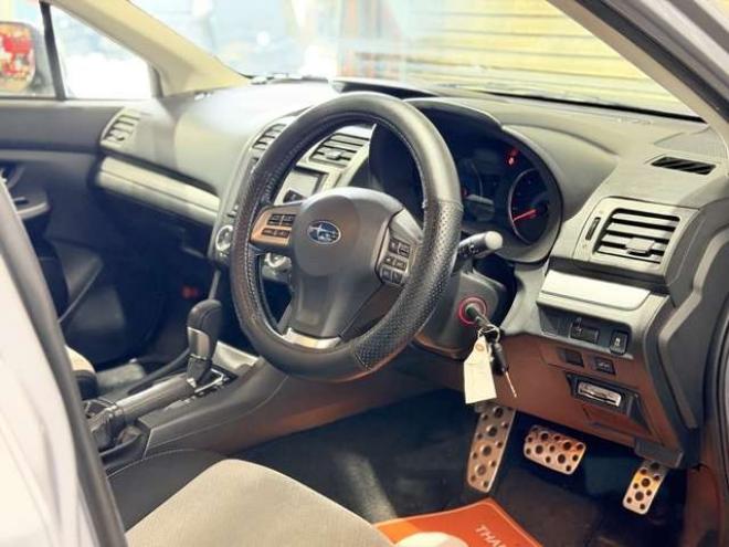 インプレッサXVハイブリッド 2.0i-L アイサイト 4WD　防錆塗装4WDTVナビBカメエンスタ夏冬タイヤ 2000