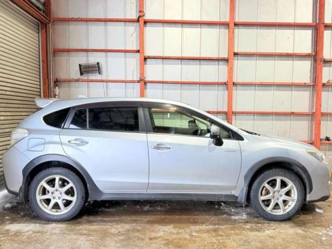 インプレッサXVハイブリッド 2.0i-L アイサイト 4WD　防錆塗装4WDTVナビBカメエンスタ夏冬タイヤ 2000