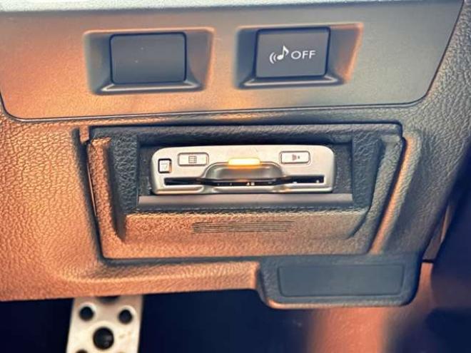 インプレッサXVハイブリッド 2.0i-L アイサイト 4WD　防錆塗装4WDTVナビBカメエンスタ夏冬タイヤ 2000