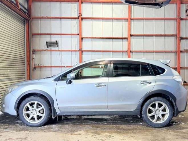 インプレッサXVハイブリッド 2.0i-L アイサイト 4WD　防錆塗装4WDTVナビBカメエンスタ夏冬タイヤ 2000