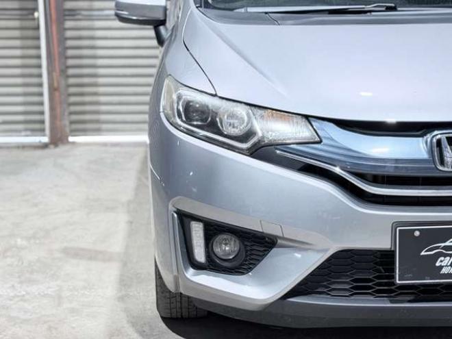 フィット1.3 13G Sパッケージ 4WD　下廻防錆キーレスナビ 1300