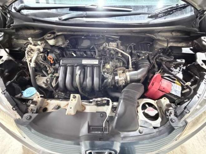 フィット1.3 13G Sパッケージ 4WD　下廻防錆キーレスナビ 1300