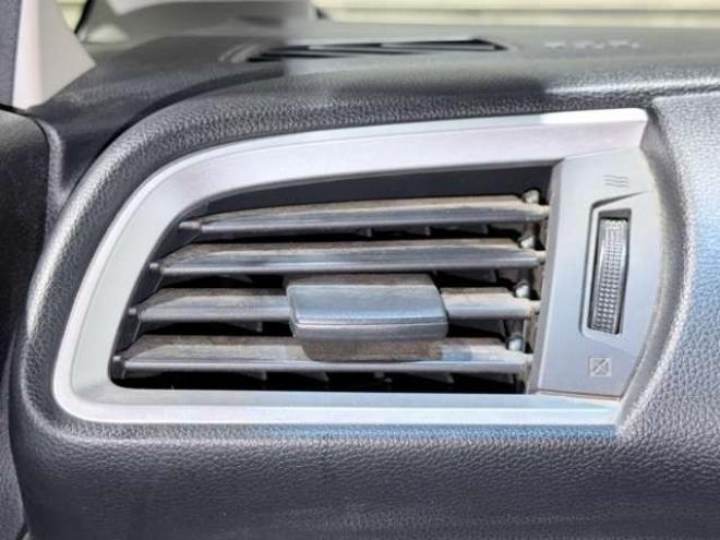 フィット1.3 13G Sパッケージ 4WD　下廻防錆キーレスナビ 1300