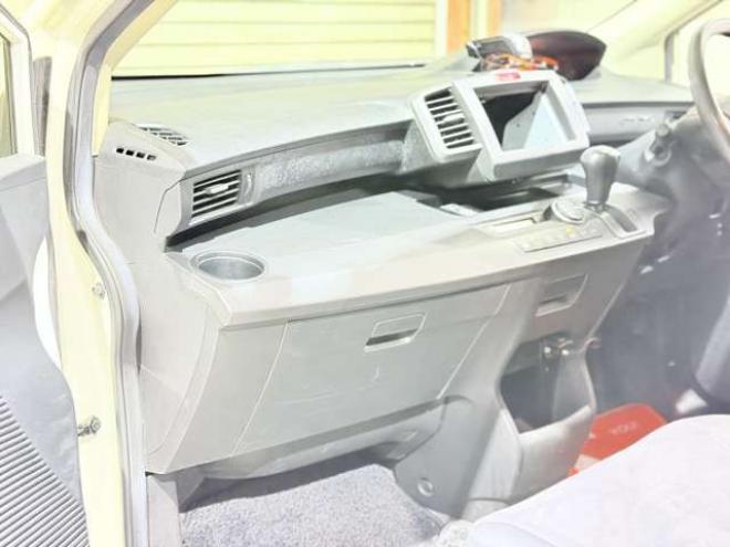 フリード1.5 フレックス エアロ 4WD　防錆塗装4WDキーレス 1500