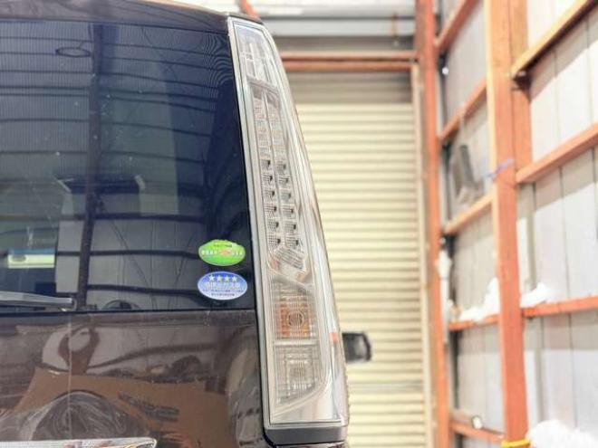 セレナ2.0 20X Vセレクション+Safety 4WD　防錆塗装4WDTVナビBカメETCエンスタ 2000