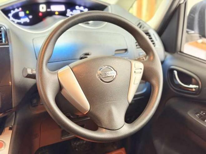 セレナ2.0 20X Vセレクション+Safety 4WD　防錆塗装4WDTVナビBカメETCエンスタ 2000