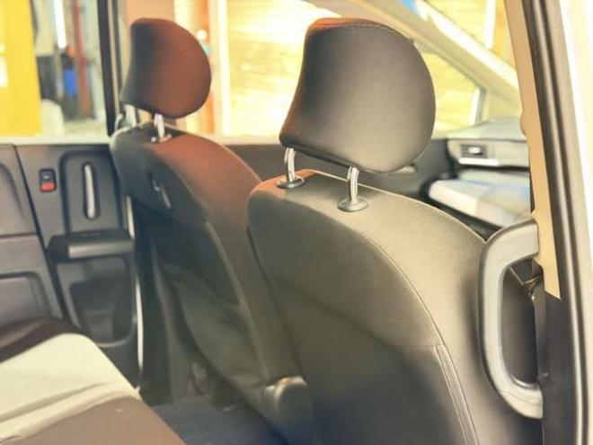 フリード1.5 フレックス 4WD　防錆塗装4WDTVナビBカメETC夏冬タイヤ 1500