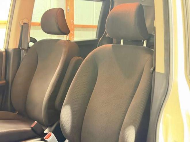 フリード1.5 フレックス 4WD　防錆塗装4WDTVナビBカメETC夏冬タイヤ 1500