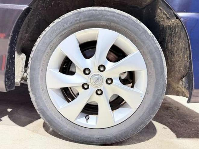 セレナ2.0 ハイウェイスター S-HYBRID　防錆塗装TVナビBカメ後席モニタETC 2WD 2000