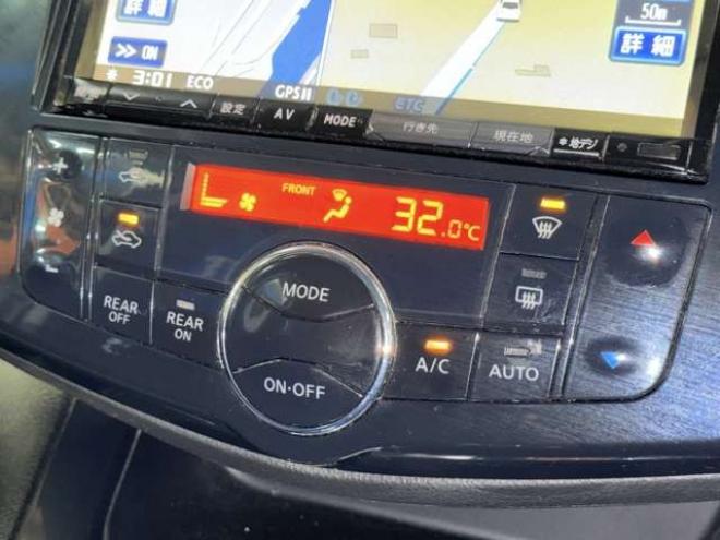 セレナ2.0 ハイウェイスター 4WD　防錆塗装4WDナビBカメエンスタ後席モニタETC 2000