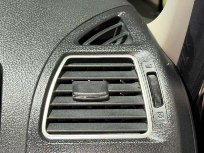 セレナ2.0 ハイウェイスター 4WD　防錆塗装4WDナビBカメエンスタ後席モニタETC 2000