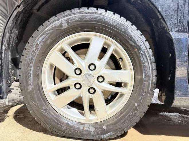 セレナ2.0 ライダー 4WD　防錆塗装4WDTVナビBカメETC後席モニタ 2000