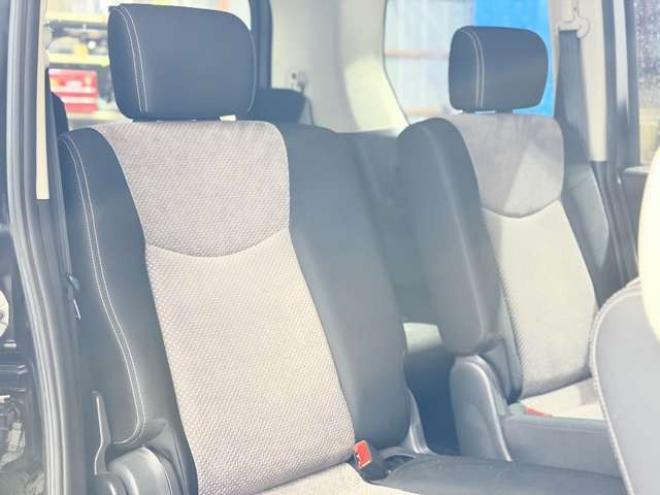 セレナ2.0 ライダー 4WD　防錆塗装4WDTVナビBカメETC後席モニタ 2000