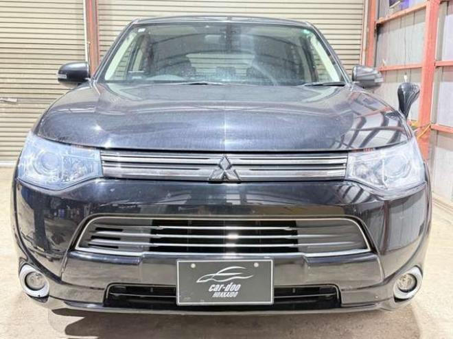アウトランダーPHEV2.0 G セーフティパッケージ 4WD　下廻防錆ナビBカメETC 2000