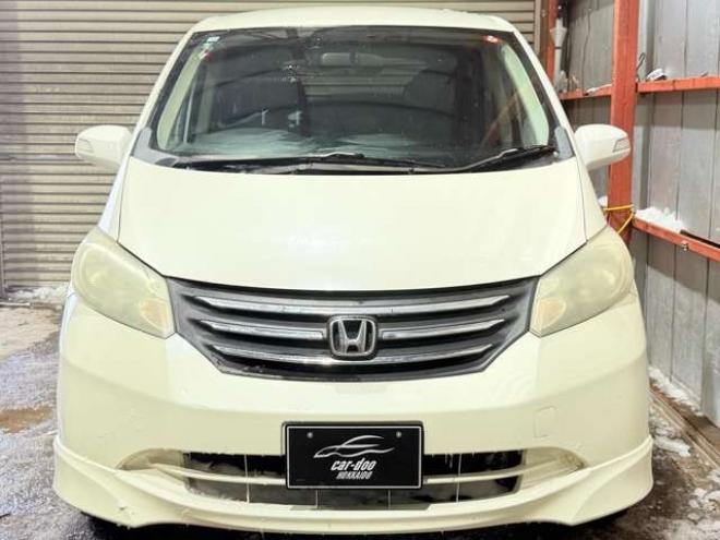 フリード1.5 G エアロ Lパッケージ 4WD　防錆塗装4WDTVナビBカメエンスタETC 1500