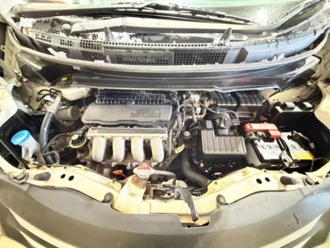 フリード1.5 G エアロ Lパッケージ 4WD　防錆塗装4WDTVナビBカメエンスタETC 1500