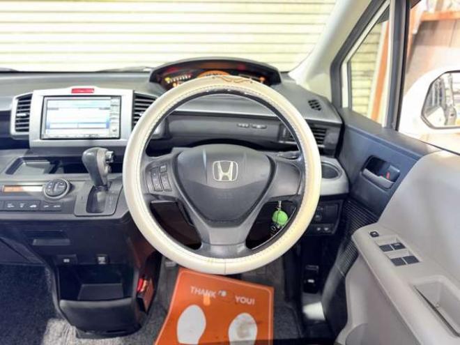 フリード1.5 G エアロ Lパッケージ 4WD　防錆塗装4WDTVナビBカメエンスタETC 1500