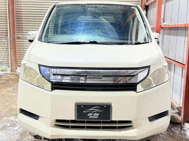 ステップワゴン2.0 G Lパッケージ 4WD　防錆塗装4WDTVナビBカメエンスタETC夏冬タイヤ 2000