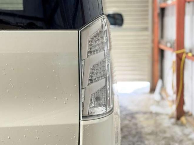 ステップワゴン2.0 G Lパッケージ 4WD　防錆塗装4WDTVナビBカメエンスタETC夏冬タイヤ 2000