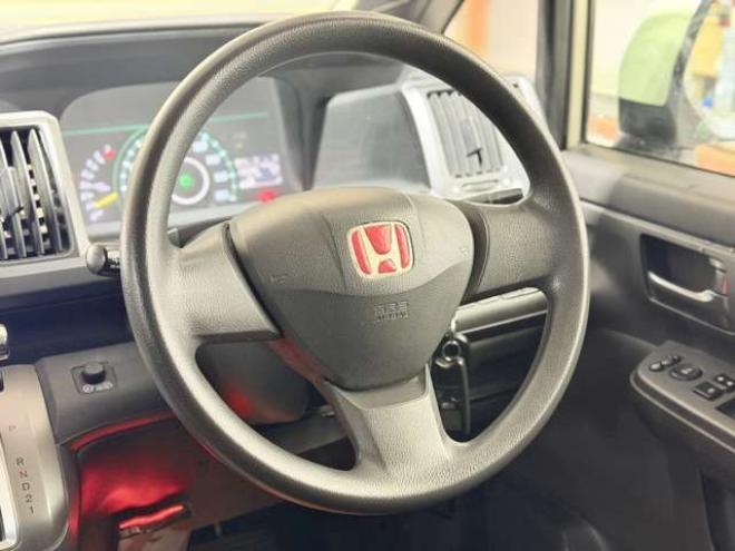 ステップワゴン2.0 G Lパッケージ 4WD　防錆塗装4WDTVナビBカメエンスタETC夏冬タイヤ 2000