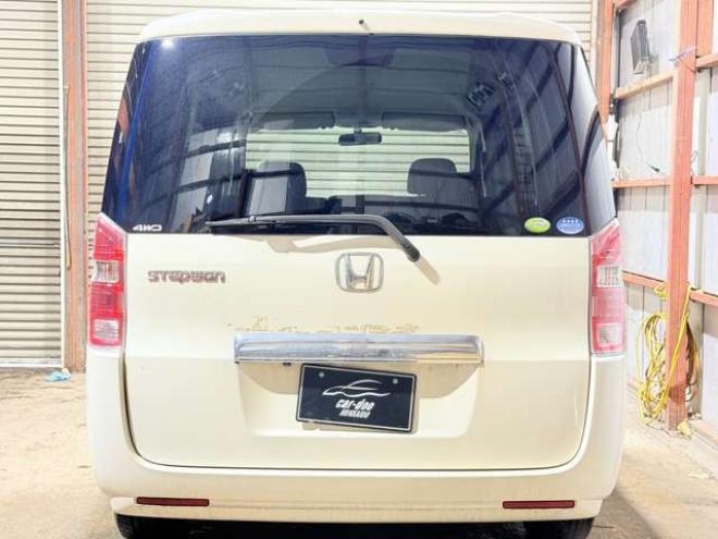 ステップワゴン2.0 G HIDエディション 4WD　防錆塗装4WDTVナビBカメ 2000