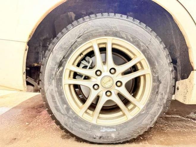 ステップワゴン2.0 G HIDエディション 4WD　防錆塗装4WDTVナビBカメ 2000