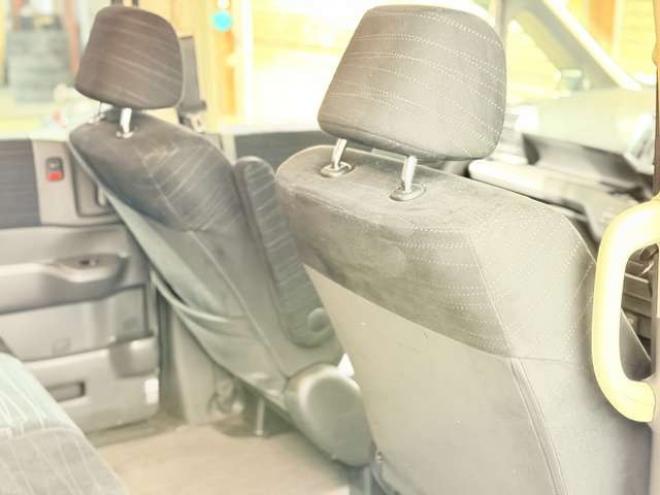 ステップワゴン2.0 G HIDエディション 4WD　防錆塗装4WDTVナビBカメ 2000