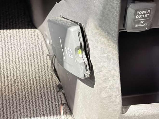 ステップワゴン2.0 G HIDエディション 4WD　防錆塗装4WDTVナビBカメ 2000