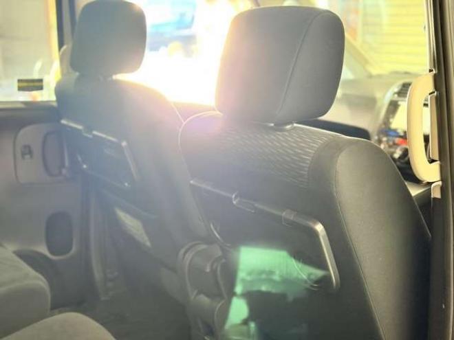 セレナ2.0 20X 4WD　防錆塗装4WDキーレスTVナビ 2000