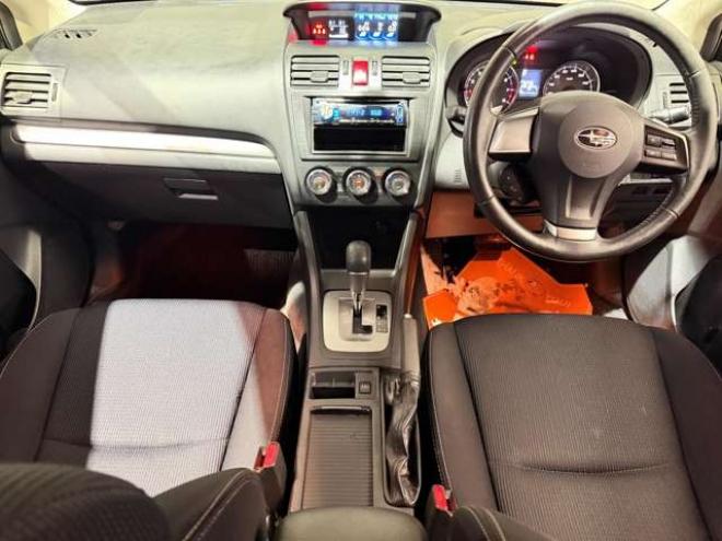 インプレッサスポーツ 2.0 i アイサイト 4WD　防錆塗装4WDキーレスCD夏冬タイヤ 2000