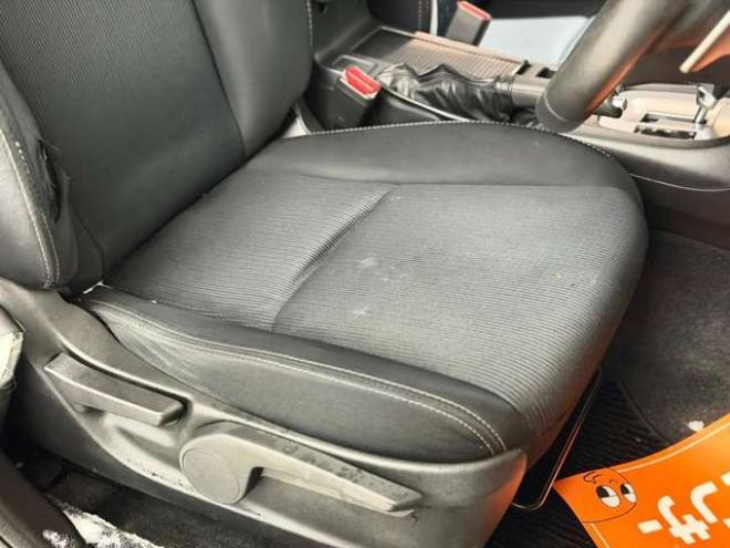 インプレッサスポーツ 2.0 i アイサイト 4WD　防錆塗装4WDキーレスCD夏冬タイヤ 2000