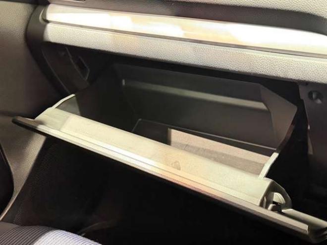 インプレッサスポーツ 2.0 i アイサイト 4WD　防錆塗装4WDキーレスCD夏冬タイヤ 2000