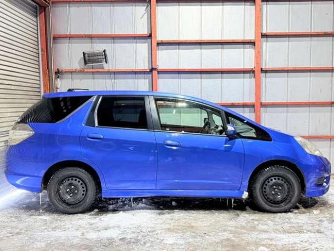 フィットシャトル1.5 15X 4WD　防錆塗装4WDTVナビBカメETC 1500