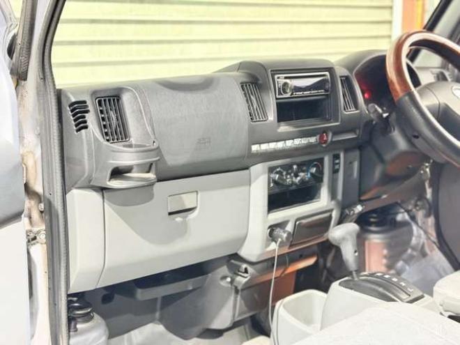 NV100クリッパーDX ハイルーフ 4WD　防錆塗装4WDキーレス夏冬タイヤ 660