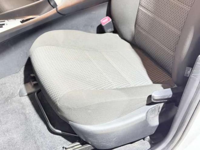 アベンシスワゴン2.0 Xi　防錆塗装TVナビエンスタ夏冬タイヤETCドラレコ 2WD 2000