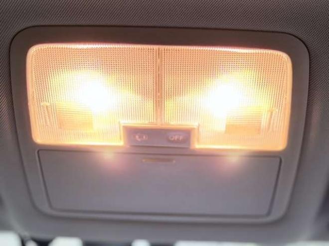 アベンシスワゴン2.0 Xi　防錆塗装TVナビエンスタ夏冬タイヤETCドラレコ 2WD 2000