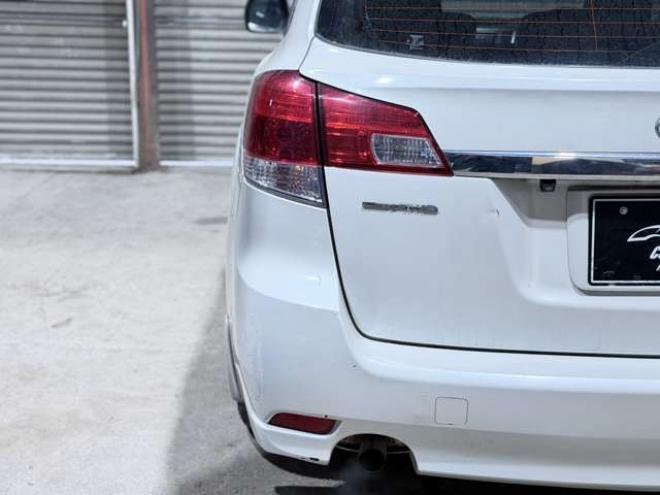 レガシィワゴン2.5 i 4WD　防錆塗装4WDTVナビBカメETC 2500