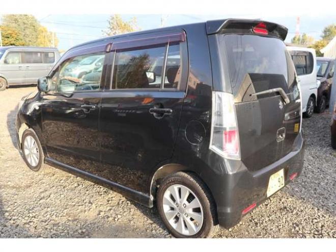 ワゴンRスティングレー X 4WD　スマートキー・R8/8月・4.2万キロ 660