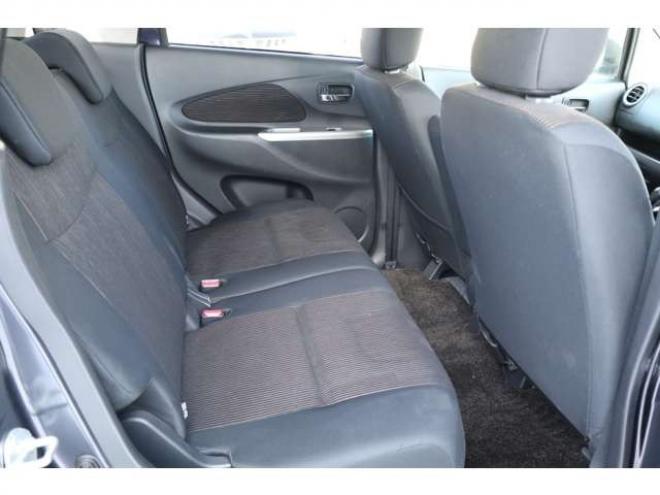 デイズX 4WD　ナビ・TV・バックカメラ・アイドリングストップ・R9/9月・走行すくない1.6万キロ 660