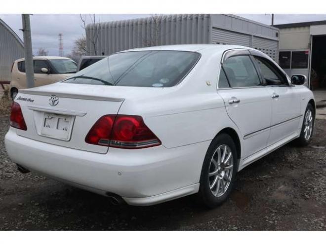 クラウンアスリート 2.5 i-Four 4WD　ナビ・TV・Bカメラ・スマートキー 2500