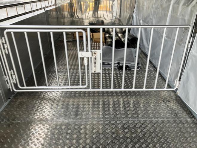 レンジャープロ未使用　ワイド増t　家畜運搬車　中型トラック　nlt