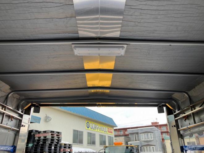 レンジャープロ未使用　ワイド増t　家畜運搬車　中型トラック　nlt